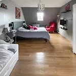 5 Bedroom Pet Friendly In Semesterbostad