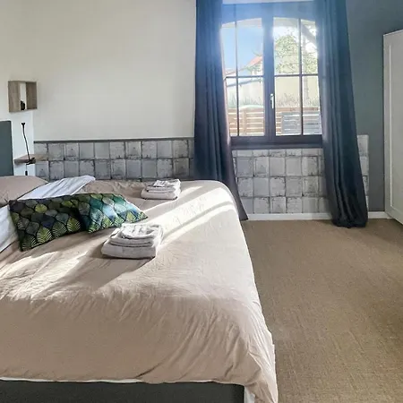 5 Bedroom Awesome In Holiday home